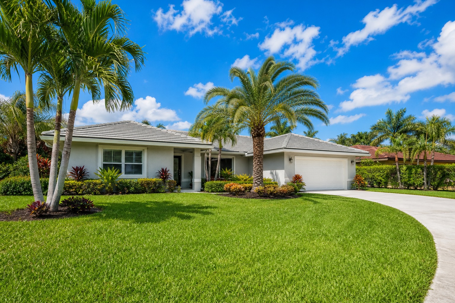 Concrete Block vs Frame in Davie: Insurance Costs 2026
